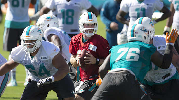Miami-Dolphins-Ryan-Tannehill.jpg